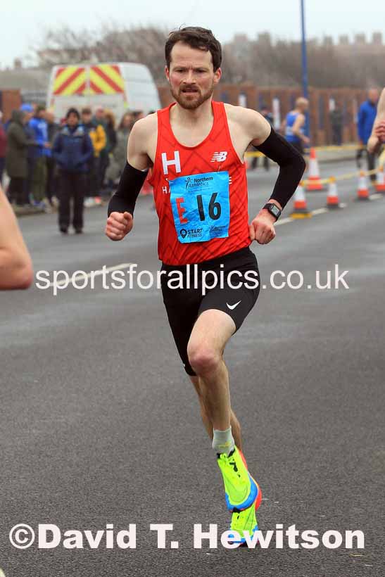 Senior mens 12 Stage 2023 Northern Mens 12 stage and Womens 6 Stage Relays and Young Athletes, Redcar. Photo: David T. Hewitson/Sports for All Pics